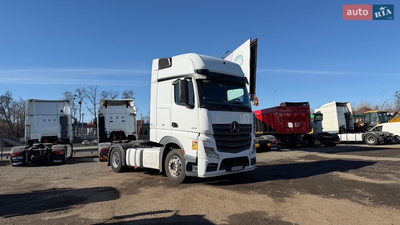 Тягач Mercedes-Benz Actros 2014 в Киеве