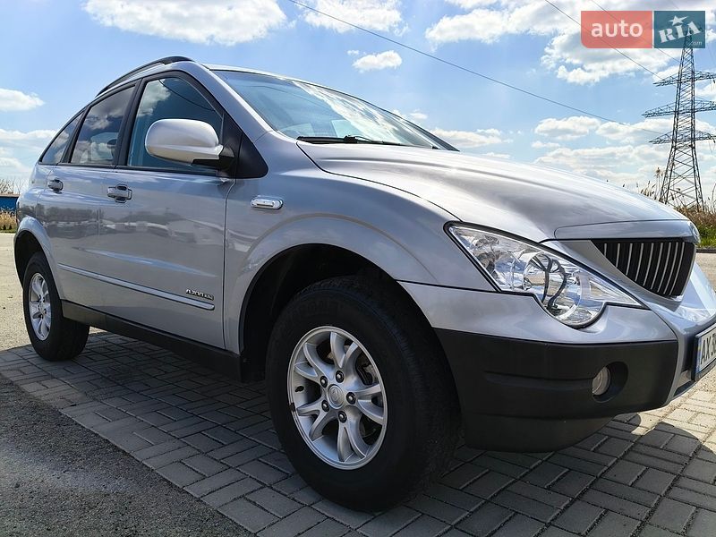 Внедорожник / Кроссовер SsangYong Actyon 2010 в Харькове