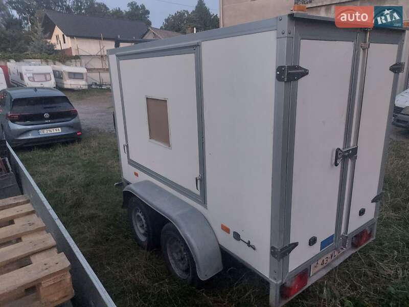 Изотермическая будка Hapert AL 2015 в Черновцах