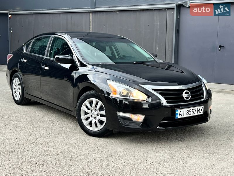 Седан Nissan Altima 2015 в Києві Седан Nissan Altima 2015 в Києві