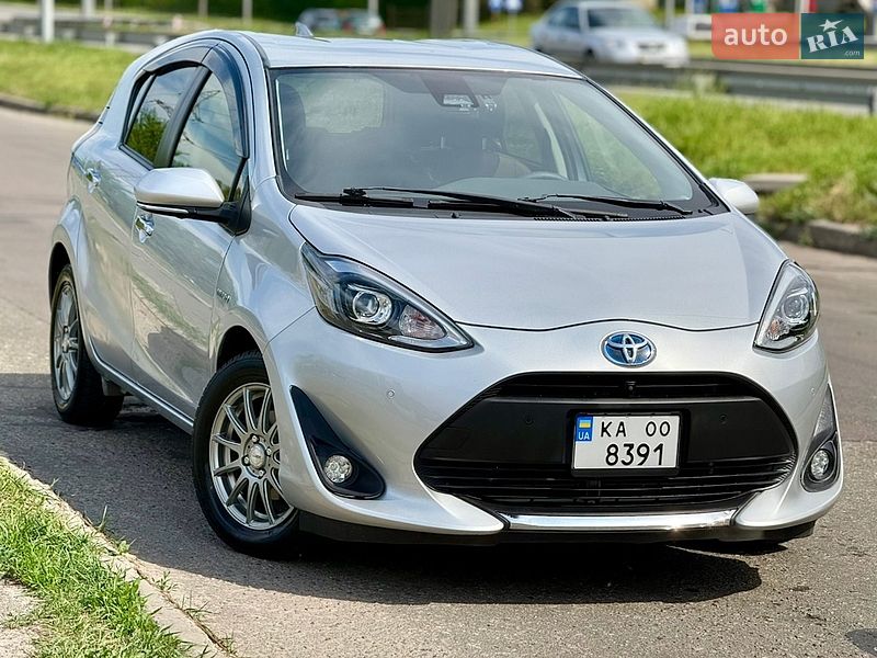 Хэтчбек Toyota Aqua 2019 в Киеве