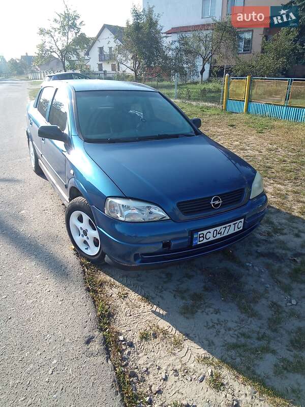 Седан Opel Astra 2007 в Львове