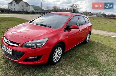 Універсал Opel Astra 2015 в Хмельницькому