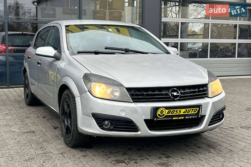 Хэтчбек Opel Astra 2005 в Ивано-Франковске Хэтчбек Opel Astra 2005 в Ивано-Франковске
