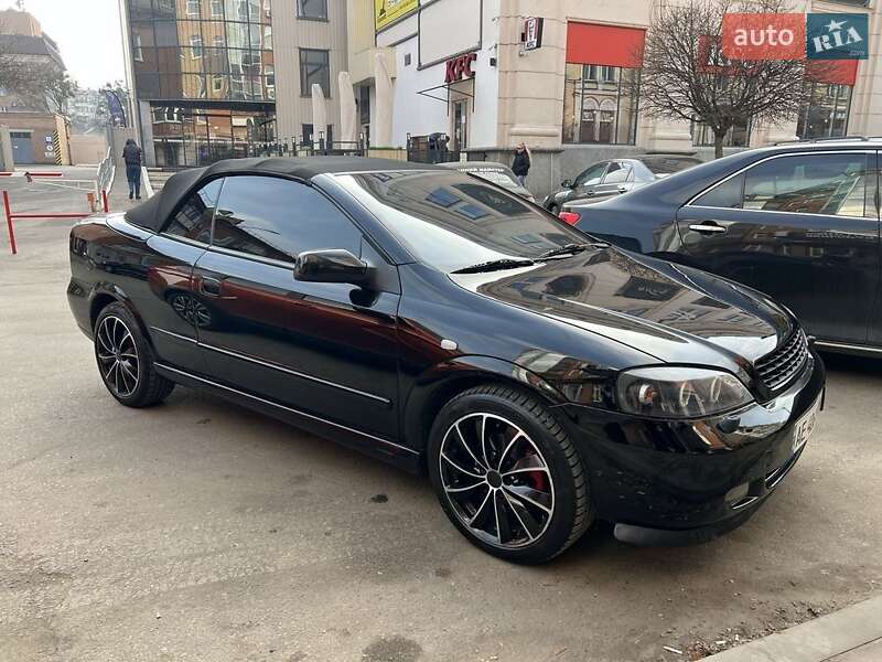 Кабриолет Opel Astra 2001 в Полтаве