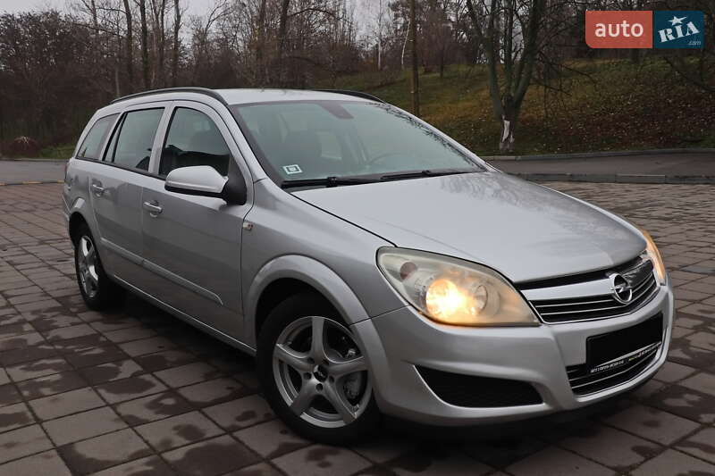 Универсал Opel Astra 2008 в Кременчуге Универсал Opel Astra 2008 в Кременчуге