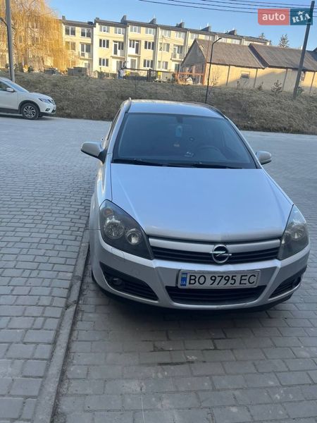 Универсал Opel Astra 2004 в Львове