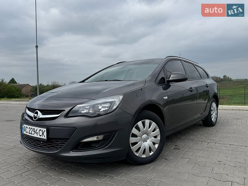 Універсал Opel Astra 2015 в Горохові
