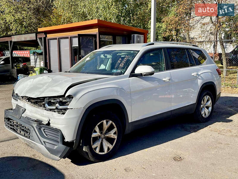 Позашляховик / Кросовер Volkswagen Atlas 2017 в Львові Позашляховик / Кросовер Volkswagen Atlas 2017 в Львові