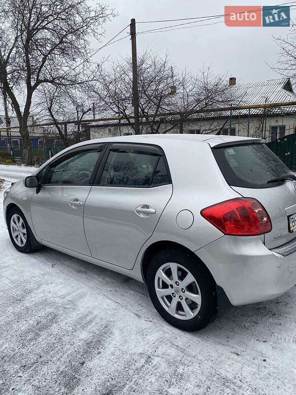 Хэтчбек Toyota Auris 2007 в Подольске Хэтчбек Toyota Auris 2007 в Подольске