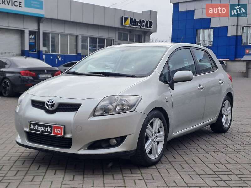 Хэтчбек Toyota Auris 2007 в Одессе