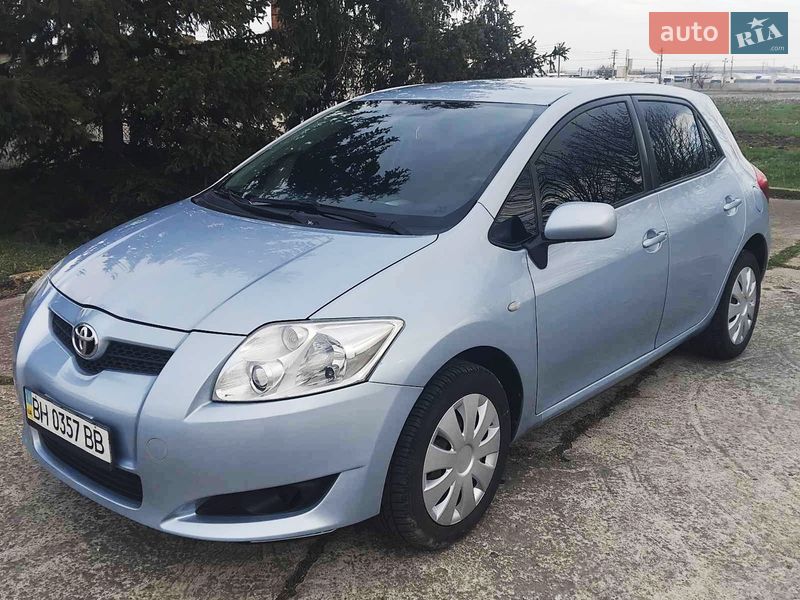 Хэтчбек Toyota Auris 2008 в Одессе