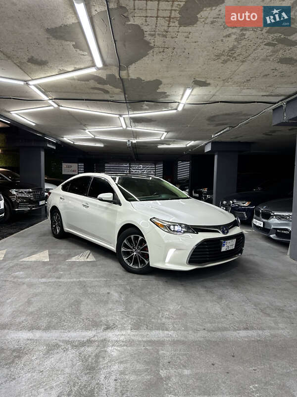 Седан Toyota Avalon 2016 в Одессе