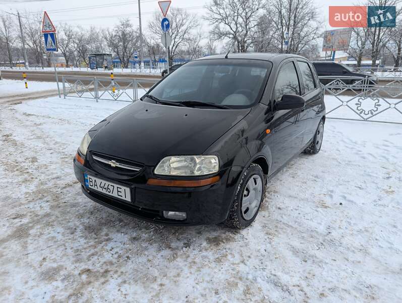 Хэтчбек Chevrolet Aveo 2004 в Кропивницком
