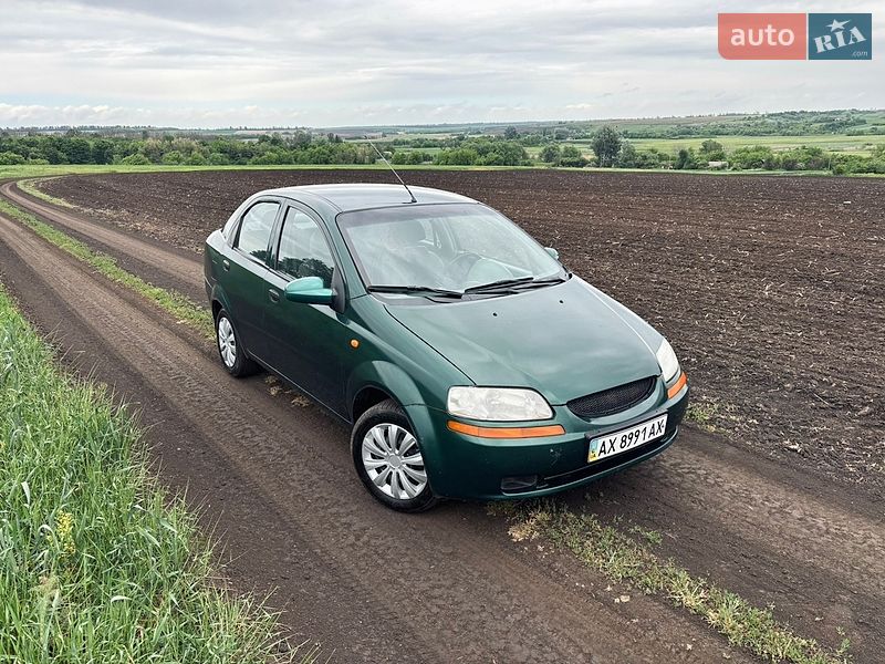 Седан Chevrolet Aveo 2004 в Первомайске