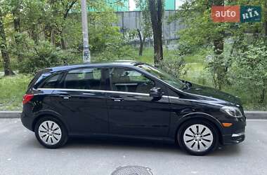 Хэтчбек Mercedes-Benz B-Class 2014 в Киеве