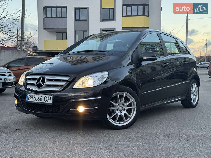 Хэтчбек Mercedes-Benz B-Class 2011 в Киеве