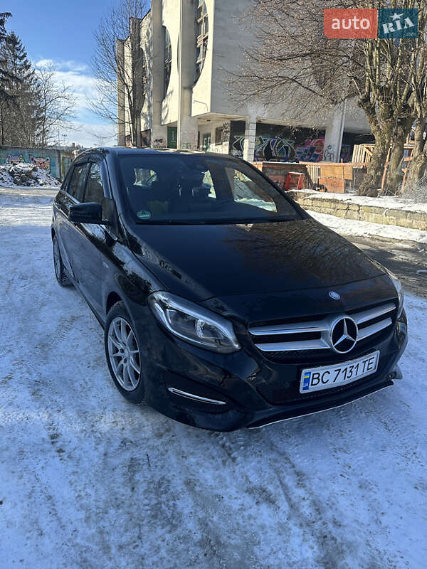 Хэтчбек Mercedes-Benz B-Class 2015 в Львове