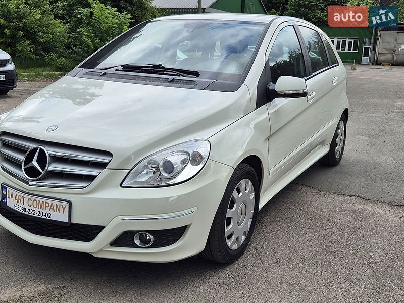 Хэтчбек Mercedes-Benz B-Class 2010 в Киеве