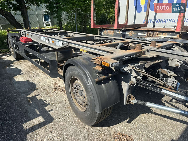 Контейнеровоз Schwarzmuller BDF 2013 в Луцке