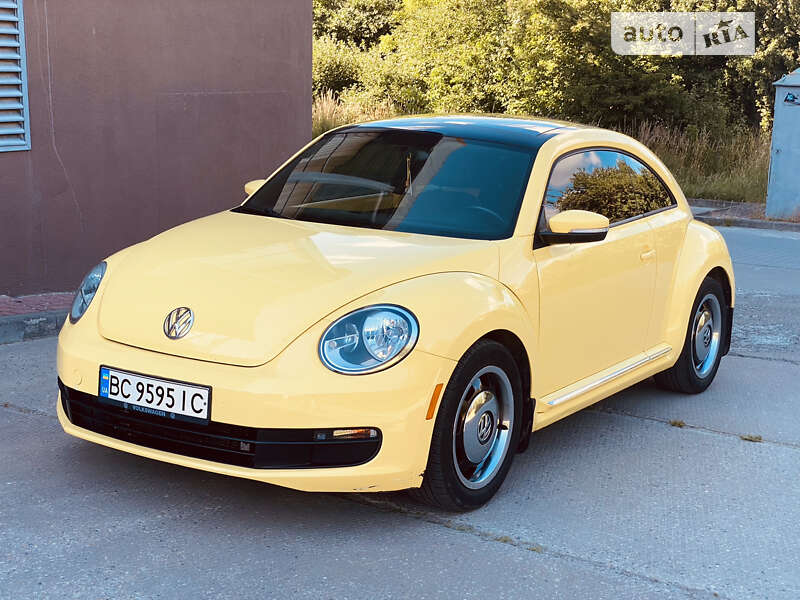 Хэтчбек Volkswagen Beetle 2012 в Львове