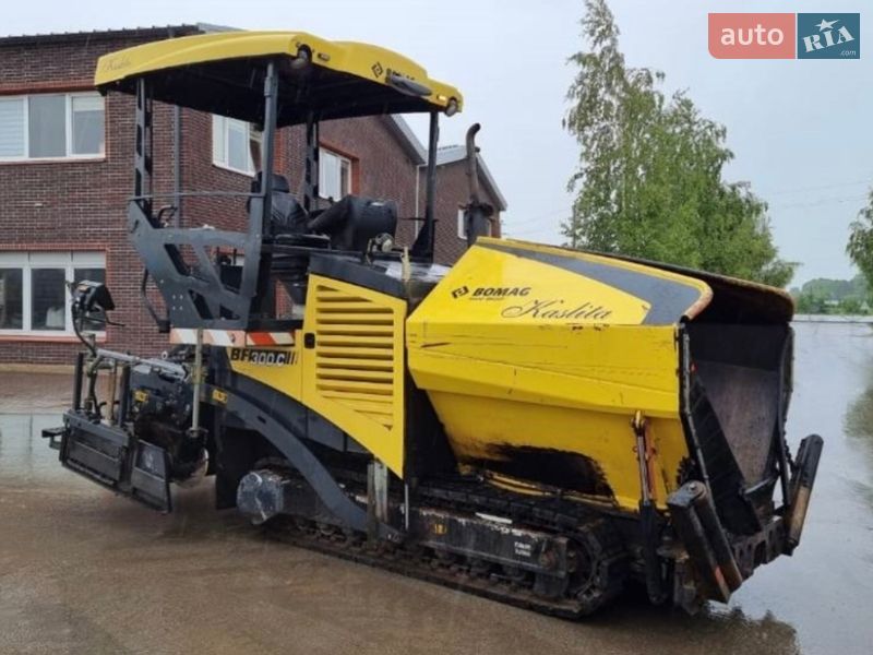 Асфальтоукладчик Bomag BF 2015 в Одессе