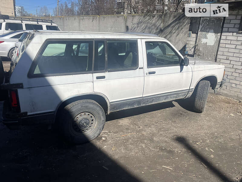 Внедорожник / Кроссовер Chevrolet Blazer 1994 в Киеве Внедорожник / Кроссовер Chevrolet Blazer 1994 в Киеве