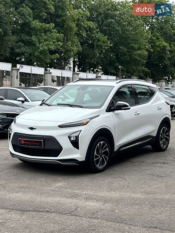 Хэтчбек Chevrolet Bolt EUV 2023 в Одессе