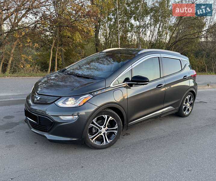 Хэтчбек Chevrolet Bolt EV 2021 в Виннице Хэтчбек Chevrolet Bolt EV 2021 в Виннице