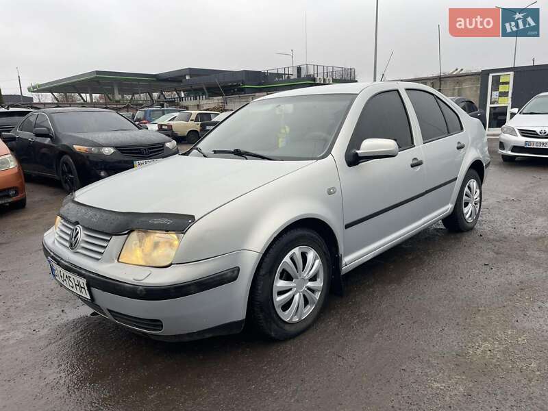 Седан Volkswagen Bora 2000 в Полтаве