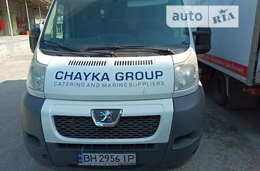 Вантажний фургон Peugeot Boxer 2014 в Одесі