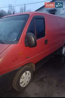 Вантажний фургон Peugeot Boxer 2004 в Чернігові