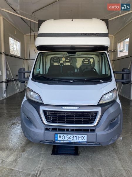 Грузовой фургон Peugeot Boxer 2014 в Ужгороде