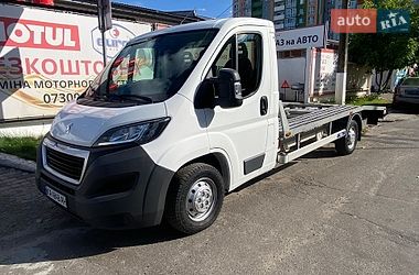 Евакуатор Peugeot Boxer 2016 в Києві