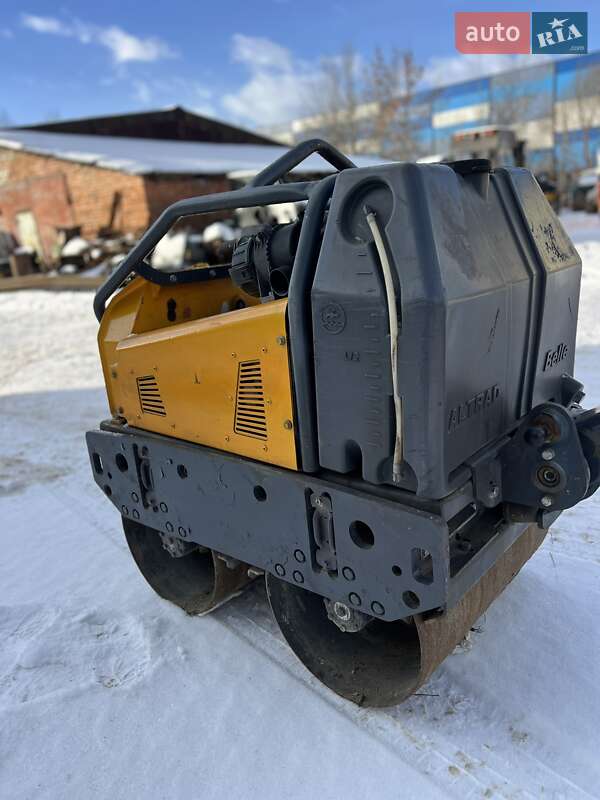 Дорожный каток Bomag BW 2016 в Львове