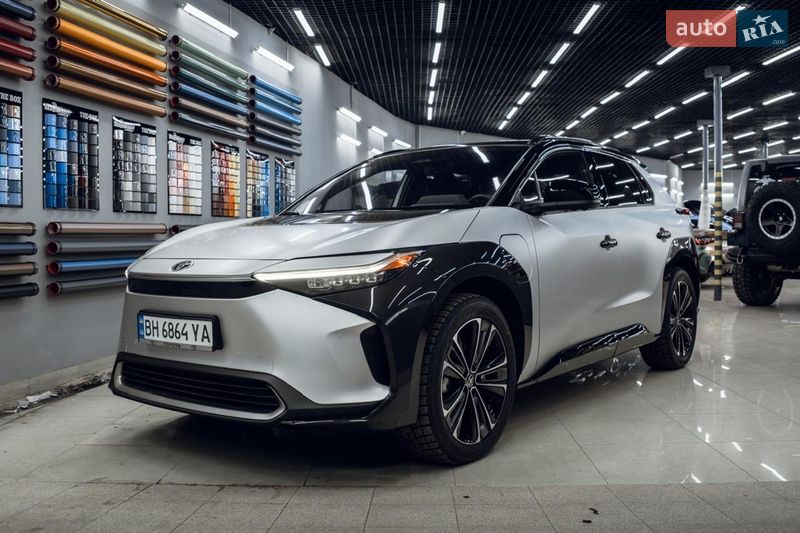 Внедорожник / Кроссовер Toyota bZ4X 2023 в Одессе