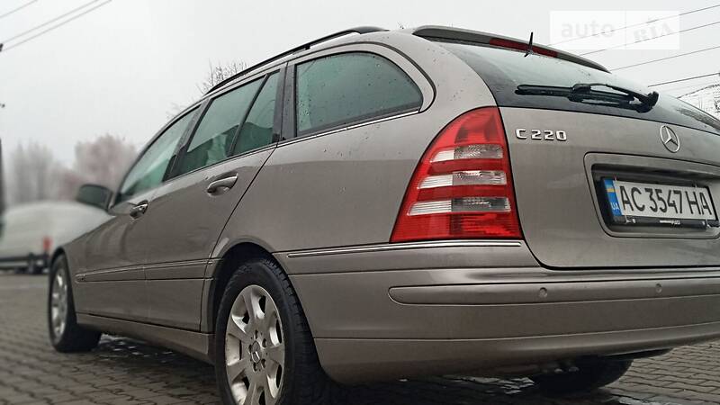 Универсал Mercedes-Benz C-Class 2006 в Луцке Универсал Mercedes-Benz C-Class 2006 в Луцке
