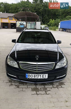 Универсал Mercedes-Benz C-Class 2010 в Гусятине