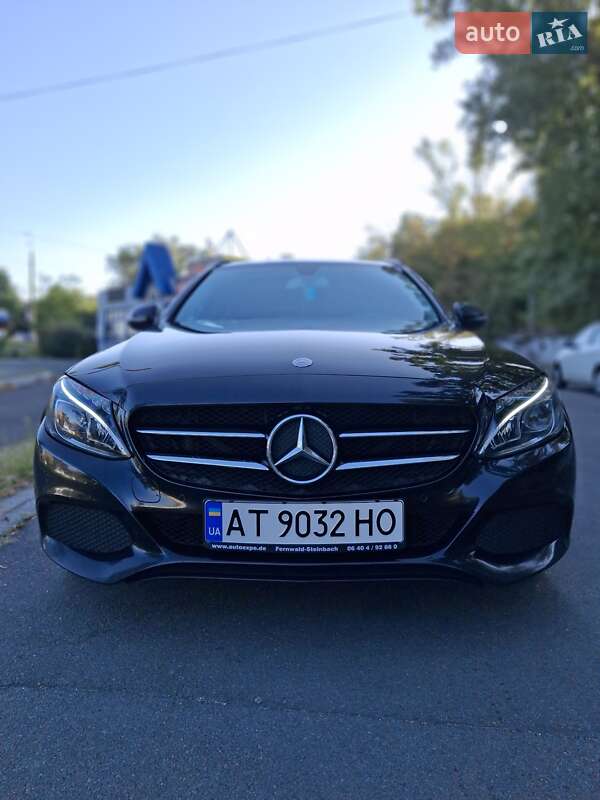 Універсал Mercedes-Benz C-Class 2015 в Києві