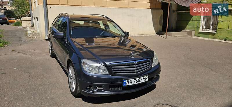 Универсал Mercedes-Benz C-Class 2010 в Одессе Универсал Mercedes-Benz C-Class 2010 в Одессе