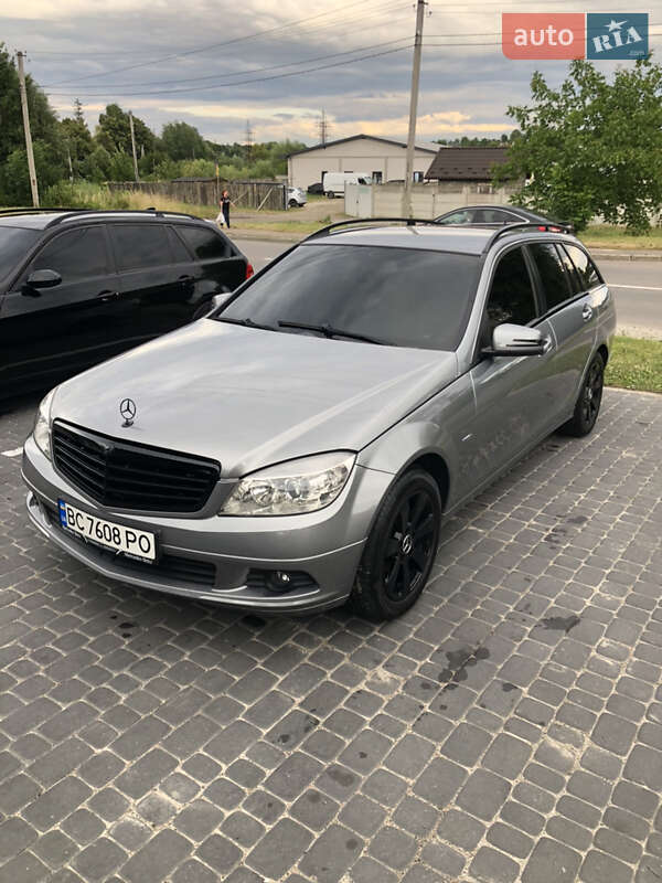 Універсал Mercedes-Benz C-Class 2010 в Дрогобичі Універсал Mercedes-Benz C-Class 2010 в Дрогобичі