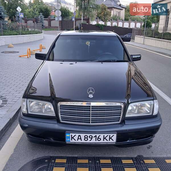 Седан Mercedes-Benz C-Class 1999 в Киеве