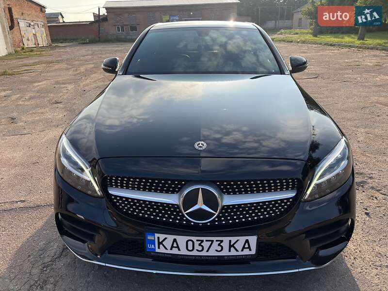 Седан Mercedes-Benz C-Class 2019 в Прилуках