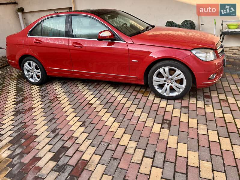 Седан Mercedes-Benz C-Class 2007 в Киеве Седан Mercedes-Benz C-Class 2007 в Киеве