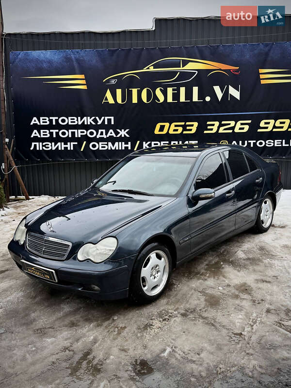 Седан Mercedes-Benz C-Class 2002 в Виннице