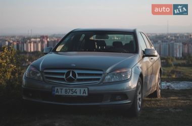 Седан Mercedes-Benz C-Class 2010 в Івано-Франківську Седан Mercedes-Benz C-Class 2010 в Івано-Франківську