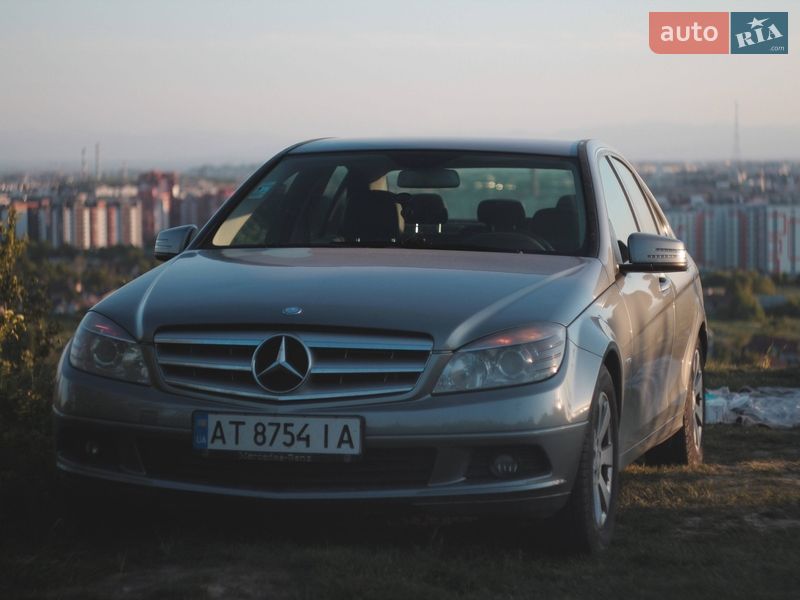 Седан Mercedes-Benz C-Class 2010 в Івано-Франківську Седан Mercedes-Benz C-Class 2010 в Івано-Франківську