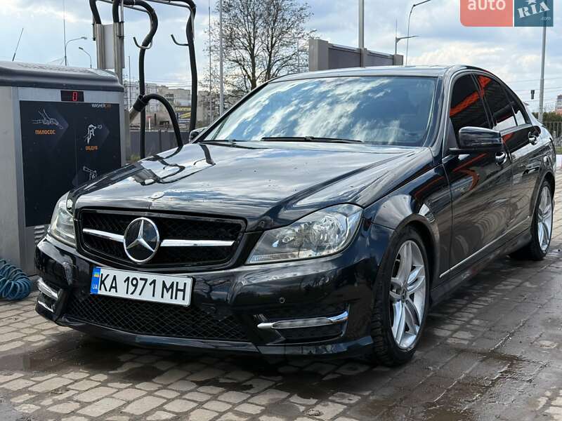 Седан Mercedes-Benz C-Class 2012 в Сумах Седан Mercedes-Benz C-Class 2012 в Сумах