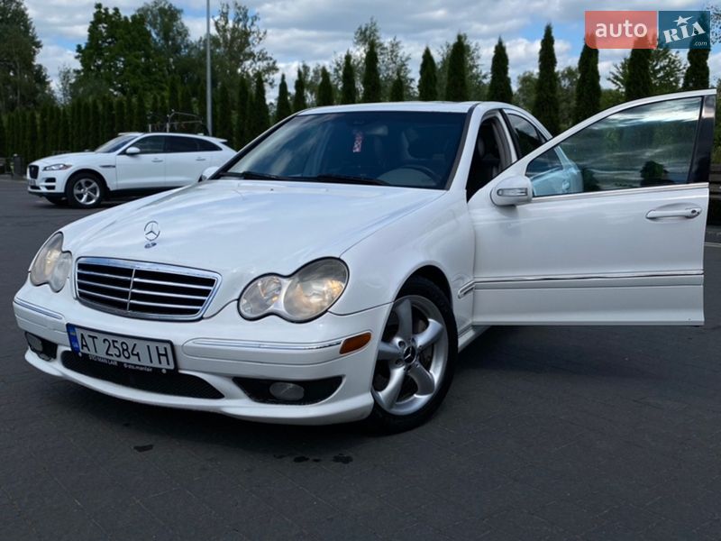 Седан Mercedes-Benz C-Class 2005 в Ивано-Франковске