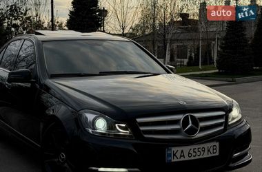 Седан Mercedes-Benz C-Class 2010 в Киеве